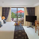 فندق بوتانيكو وأورينتال سبا غاردن 5*
