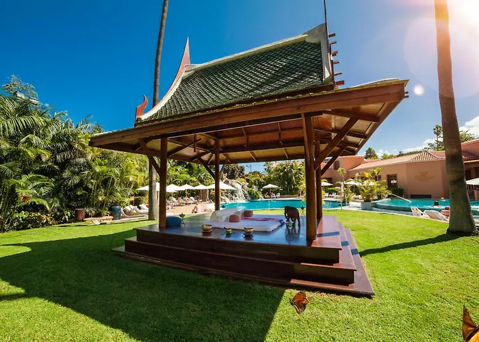 Botanico Y Oriental Garden