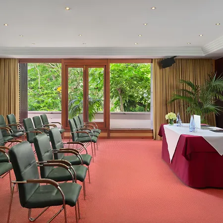 Hotel Botanico Y Oriental Garden