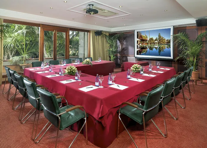 Botanico Y Oriental Garden Hotel